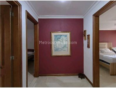 Apartamento de 3 alcobas en arriendo en Laureles, Medellín, 150 m² · foto 13 de 20