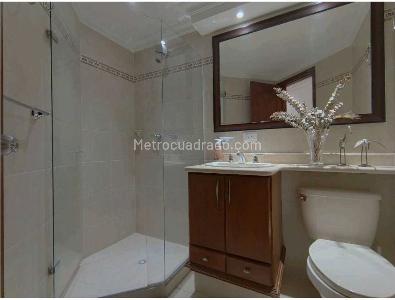 Apartamento de 3 alcobas en arriendo en Laureles, Medellín, 150 m² · foto 18 de 20