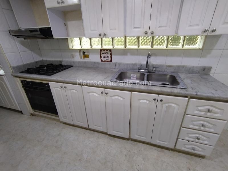Casa en Arriendo, Robledo, Medellín - 3