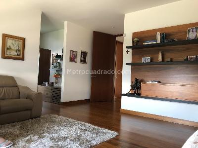 Apartamento de 3 alcobas en venta en Las Palmas M, Medellín, 418 m² · foto 14 de 20