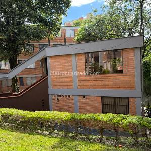 Apartamento de 1 alcoba en venta en Loma Del Indio, Medellín, 58 m² · foto 11 de 16
