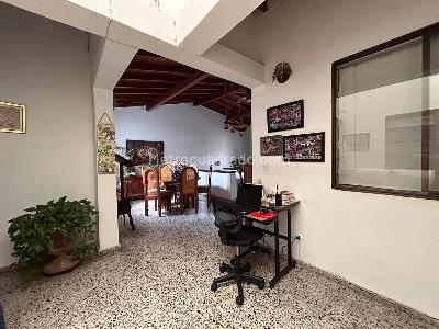 Casa de 4 alcobas en venta en Granada, Medellín, 231 m² · foto 12 de 20