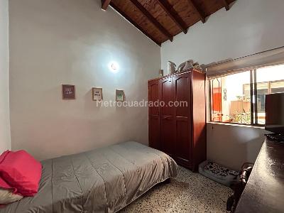 Casa de 4 alcobas en venta en Granada, Medellín, 231 m² · foto 16 de 20
