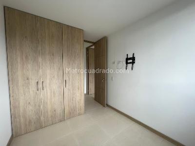 Apartamento de 2 alcobas en venta en Rionegro, Rionegro, 66 m² · foto 8 de 16