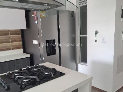 Apartamento de 2 alcobas en arriendo en San Bernardo, Medellín, 165 m² · foto 2 de 15
