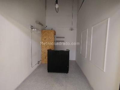 Retail space for rent in Bello, Bello