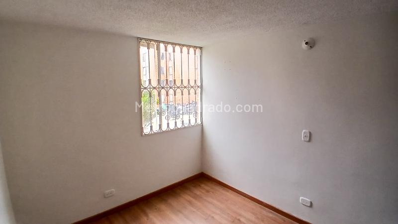 Piso – Soacha, Hogares Soacha, Comuna Soacha Central - Más