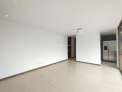 Apartamento de 2 alcobas en arriendo en Los Balsos, Medellín, 86 m² · foto 2 de 20