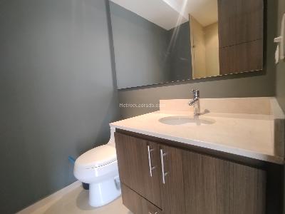 Apartamento de 2 alcobas en arriendo en Los Balsos, Medellín, 86 m² · foto 4 de 20