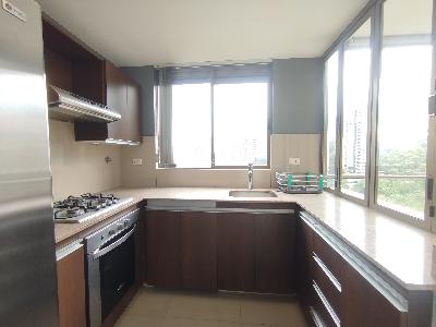 Apartamento de 2 alcobas en arriendo en Los Balsos, Medellín, 86 m² · foto 9 de 20