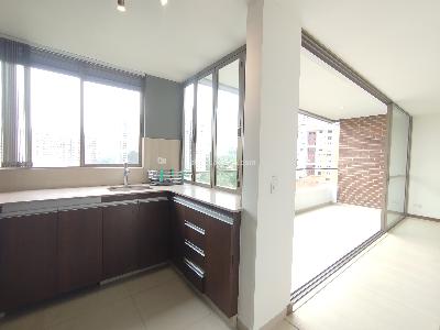Apartamento de 2 alcobas en arriendo en Los Balsos, Medellín, 86 m² · foto 10 de 20