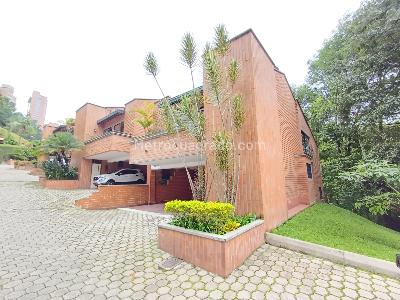 Casa de 4 alcobas en arriendo en Transversal Inferior, Medellín, 260 m² · foto 3 de 20