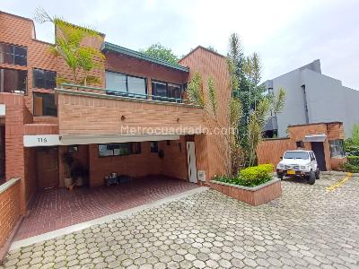 Casa de 4 alcobas en arriendo en Transversal Inferior, Medellín, 260 m² · foto 5 de 20