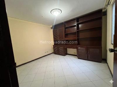 Apartamento en arriendo en Los Colores, Medellín · foto 7 de 15