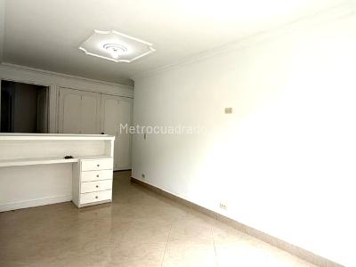 Apartamento en venta en Laureles, Medellín · foto 9 de 15