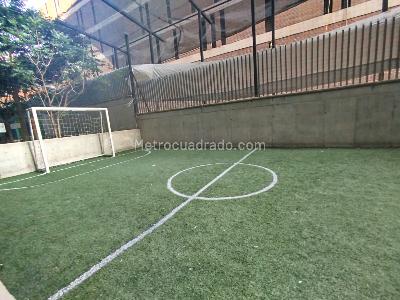 Apartamento en arriendo en Ciudad Del Rio, Medellín · foto 15 de 16