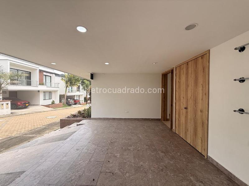 Luxury 4BR House for Rent in El Retiro, Antioquia - 5