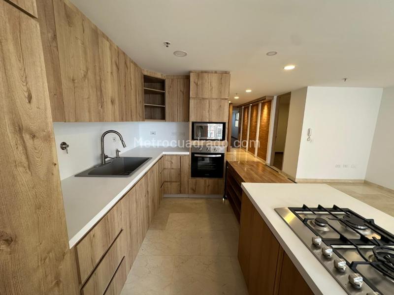 2BR Apartment in Zuñiga (110 m²) - 3