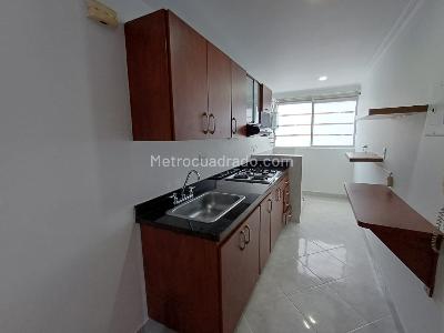 Apartamento de 2 alcobas en arriendo en Los Balsos, Medellín, 86 m² · foto 2 de 20