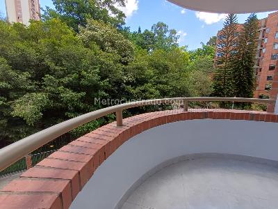 Apartamento de 2 alcobas en arriendo en Los Balsos, Medellín, 86 m² · foto 4 de 20