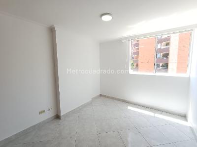 Apartamento de 2 alcobas en arriendo en Los Balsos, Medellín, 86 m² · foto 11 de 20