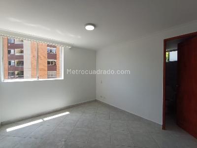 Apartamento de 2 alcobas en arriendo en Los Balsos, Medellín, 86 m² · foto 14 de 20