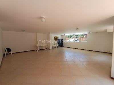 Apartamento de 2 alcobas en arriendo en Los Balsos, Medellín, 86 m² · foto 19 de 20