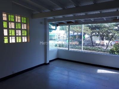 Casa de 5 alcobas en venta en Laureles, Medellín, 315 m² · foto 11 de 17