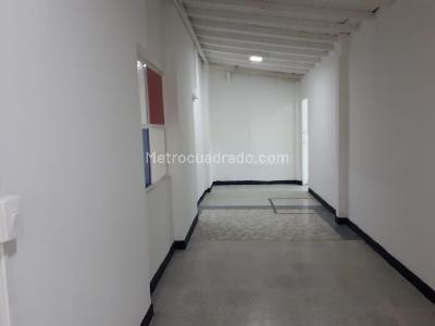 Casa de 5 alcobas en venta en Laureles, Medellín, 315 m² · foto 12 de 17