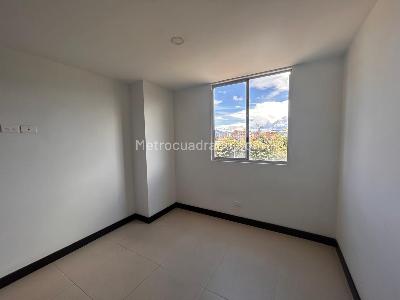 Apartamento de 3 alcobas en venta en Rionegro, Rionegro, 77 m² · foto 8 de 13