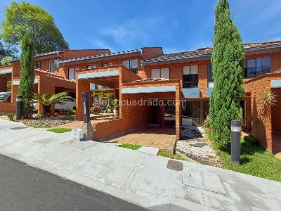 Casa de 3 alcobas en arriendo en La Visitacion, Medellín, 141 m² · foto 3 de 20