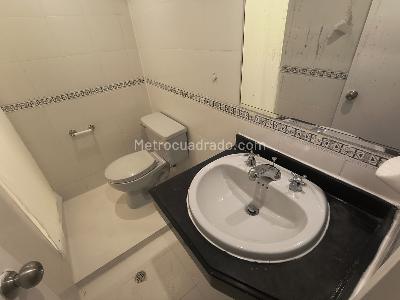 Apartamento en arriendo en Pardo Rubio, Bogotá, 20 m² · foto 12 de 12
