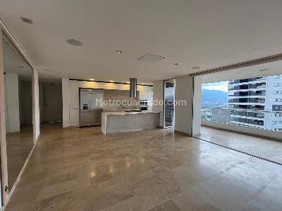 Apartamento en Arriendo, Los Balsos, Medellín