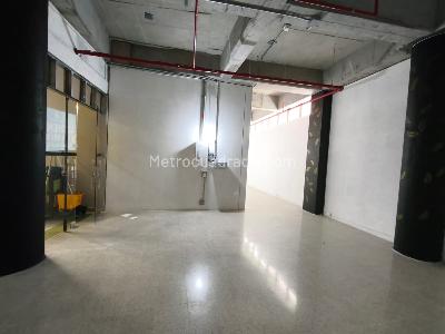 Retail space for rent in Niquia, Bello