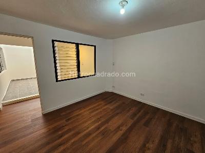 Casa en arriendo en Manila, Medellín · foto 19 de 20