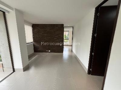Apartamento de 2 alcobas en arriendo en Las Lomas, Medellín, 75 m² · foto 6 de 19