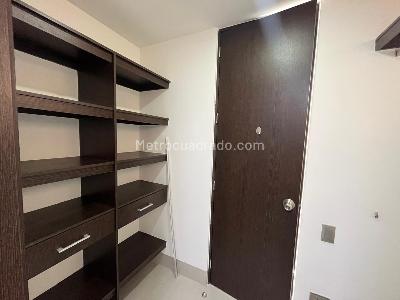 Apartamento de 2 alcobas en arriendo en Las Lomas, Medellín, 75 m² · foto 14 de 19