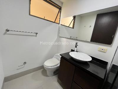 Apartamento de 2 alcobas en arriendo en Las Lomas, Medellín, 75 m² · foto 15 de 19