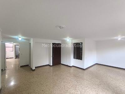 Apartamento de 4 alcobas en venta en Conquistadores, Medellín, 205 m² · foto 3 de 20
