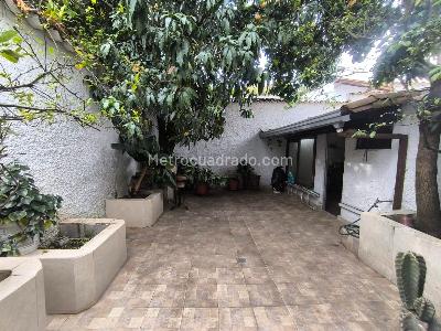 Casa de 4 alcobas en venta en Malibu, Medellín, 208 m² · foto 10 de 20