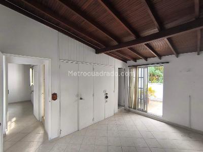 Casa de 4 alcobas en venta en Malibu, Medellín, 208 m² · foto 18 de 20