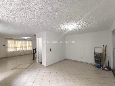 Casa de 4 alcobas en venta en Malibu, Medellín, 208 m² · foto 4 de 20