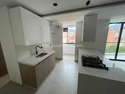 Apartamento de 2 alcobas en arriendo en Conquistadores, Medellín, 75 m² · foto 6 de 14
