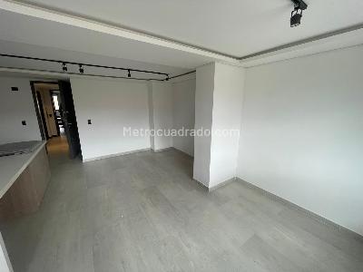 Apartamento de 3 alcobas en arriendo en Conquistadores, Medellín, 85 m² · foto 3 de 17