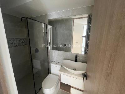 Apartamento de 3 alcobas en arriendo en Conquistadores, Medellín, 85 m² · foto 12 de 17