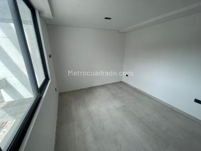Apartamento de 3 alcobas en arriendo en Conquistadores, Medellín, 85 m² · foto 14 de 17