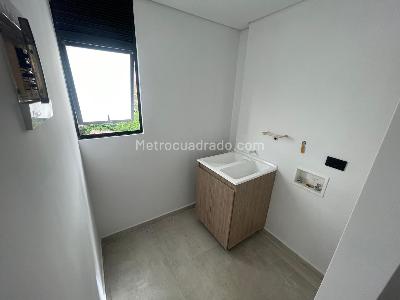 Apartamento de 3 alcobas en arriendo en Conquistadores, Medellín, 85 m² · foto 17 de 17
