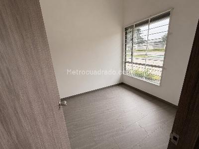 Apartamento en venta en Puente Aranda, Bogotá · foto 10 de 15