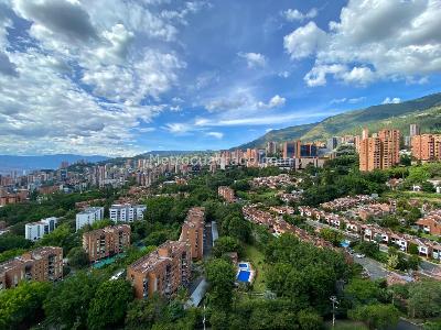 Apartamento de 3 alcobas en arriendo en Los Gonzalez, Medellín, 200 m² · foto 6 de 20