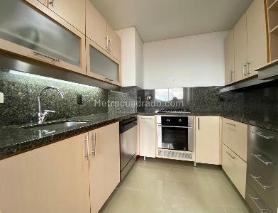 Apartamento de 3 alcobas en arriendo en Los Gonzalez, Medellín, 200 m² · foto 10 de 20